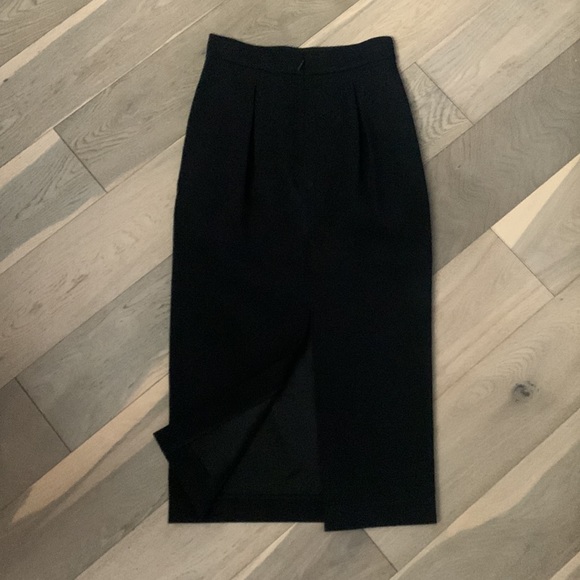 Versace new black long skirt with tags - Picture 5 of 8